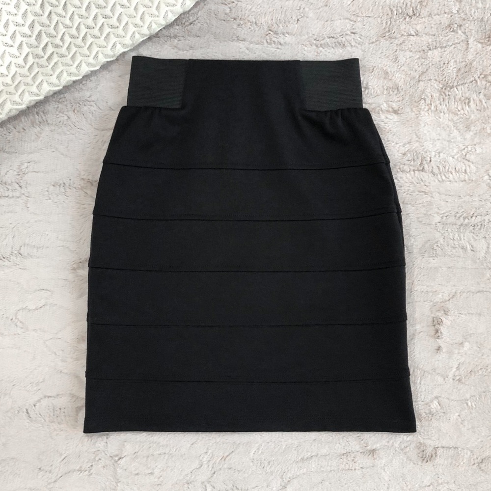 Iz Byer Black Mini Pencil Skirt Small